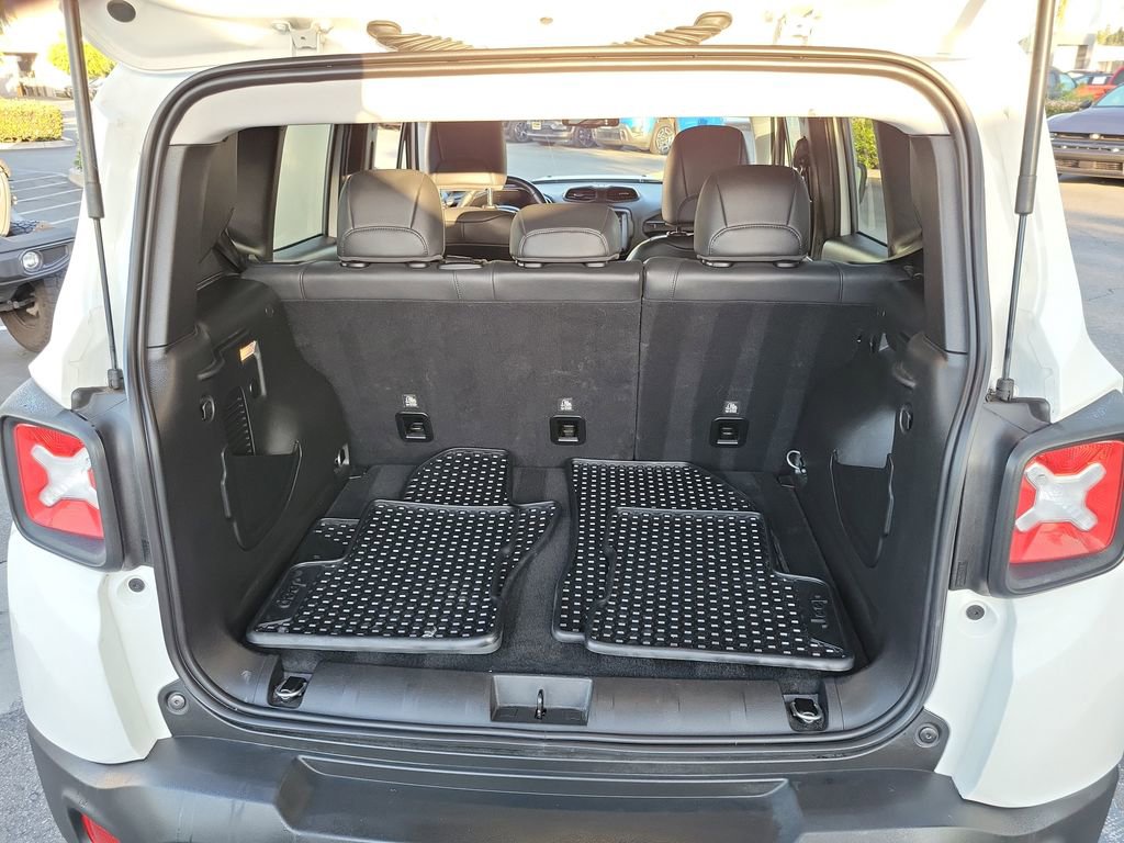 Certified 2023 Jeep Renegade Limited AWD/4WD image 15