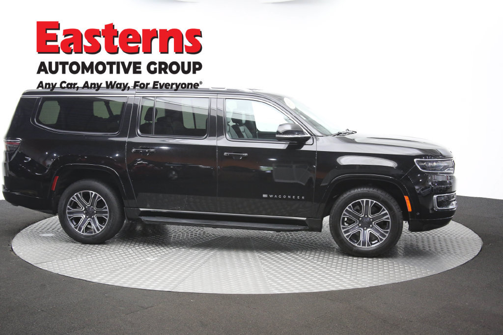 Used 2024 Jeep Wagoneer L Series II RWD image 55