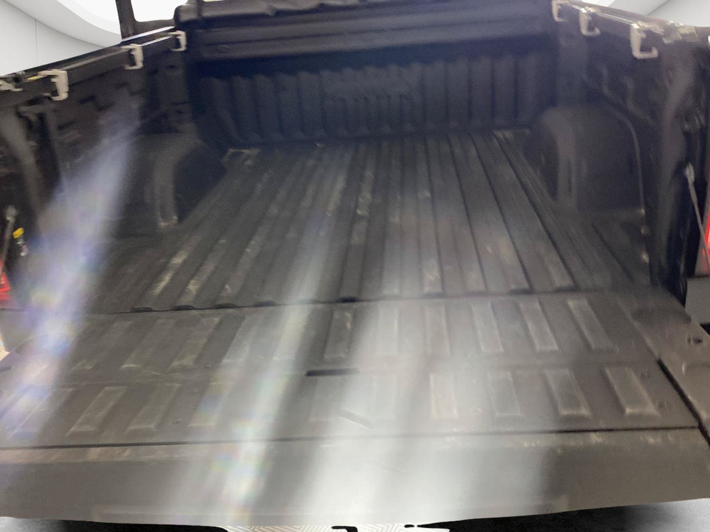 Used 2019 GMC Sierra 1500 AT4 w/ AT4 Premium Package AWD/4WD image 36