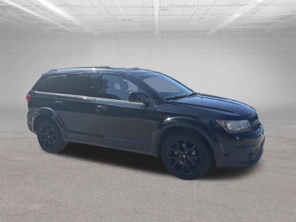 Used 2019 Dodge Journey SE w/ Connectivity Group FWD image 2