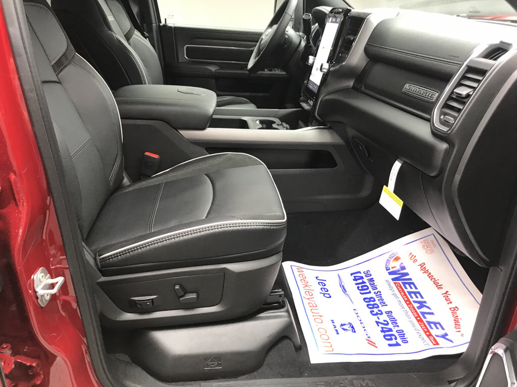 New 2026 RAM 2500 Laramie w/ Sport Appearance Package AWD/4WD image 16