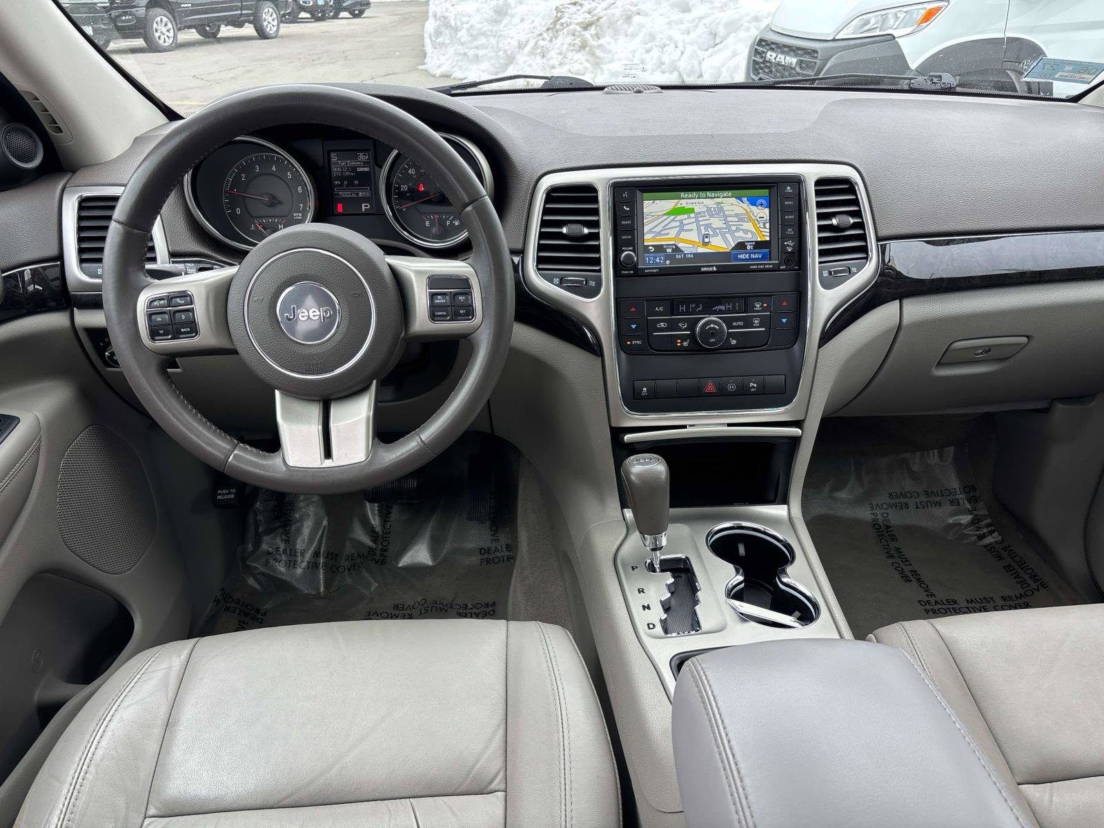 Used 2012 Jeep Grand Cherokee Laredo image 11