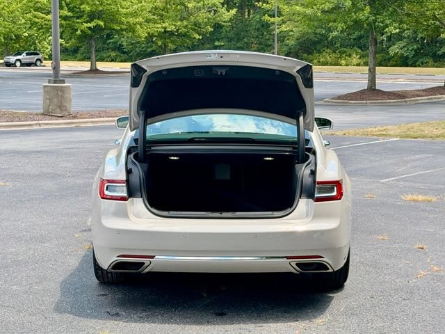 Used 2019 Lincoln Continental Select FWD image 17