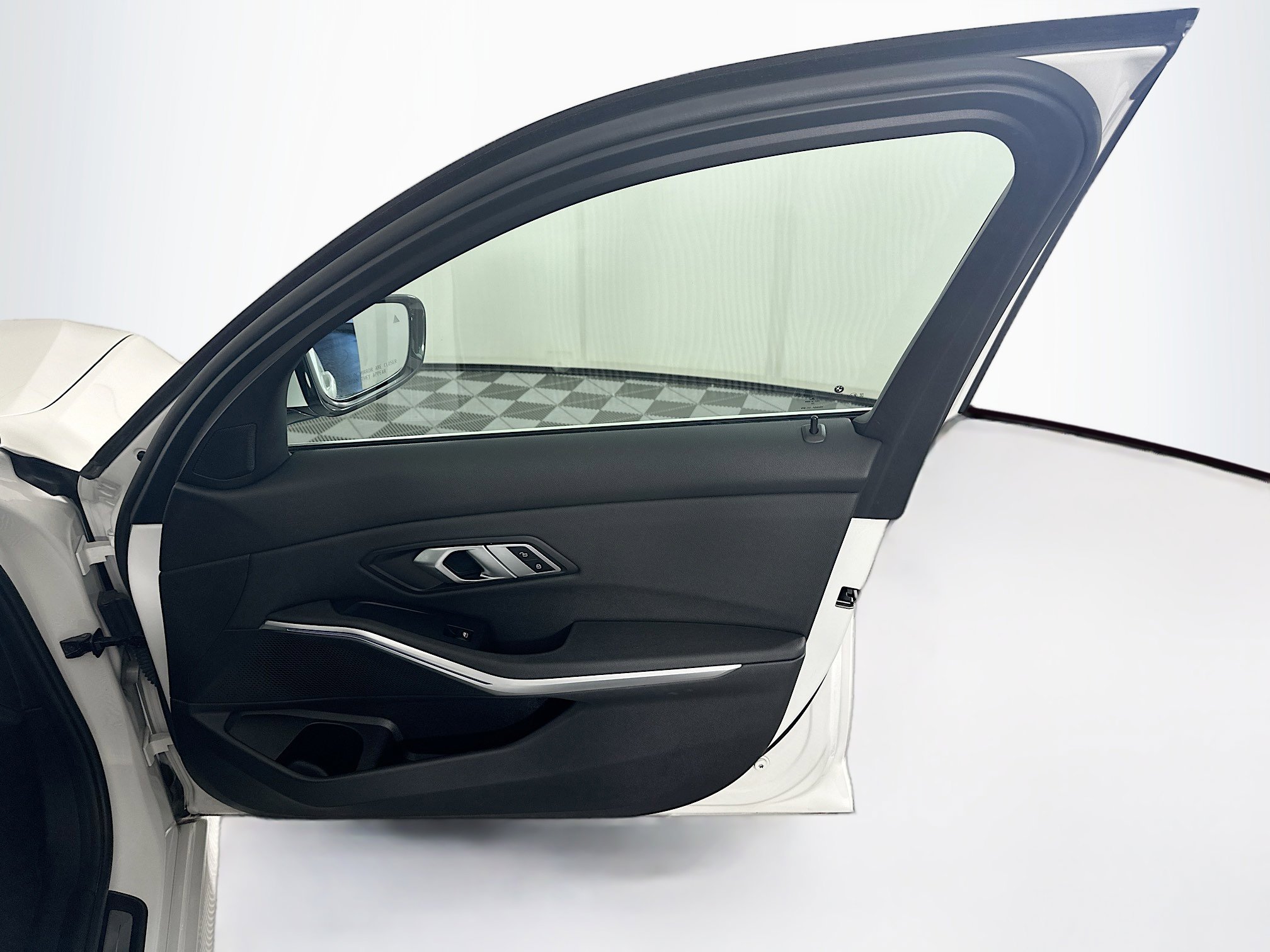 Used 2021 BMW 330i Sedan w/ Driving Assistance Package RWD image 33