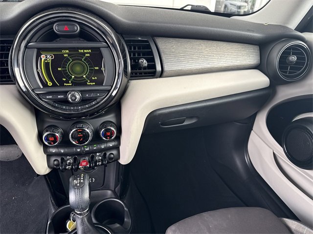 Used 2015 MINI Cooper 2-Door Hardtop image 14