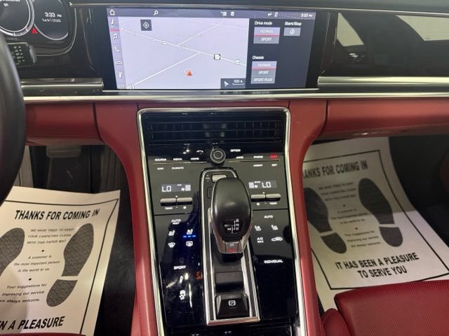Used 2020 Porsche Panamera RWD image 36
