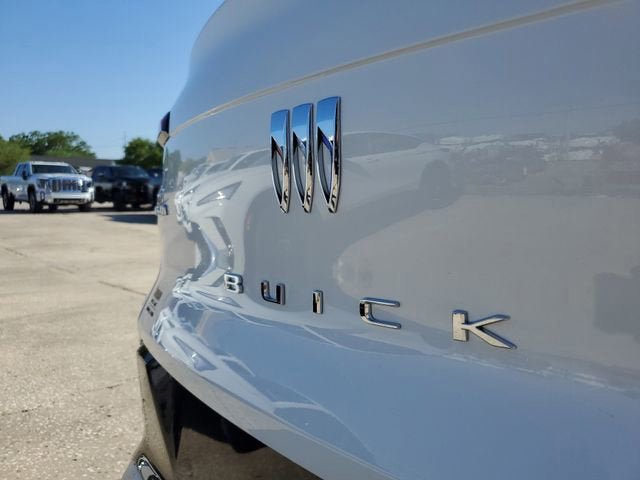 New 2026 Buick Envista Sport Touring FWD image 7