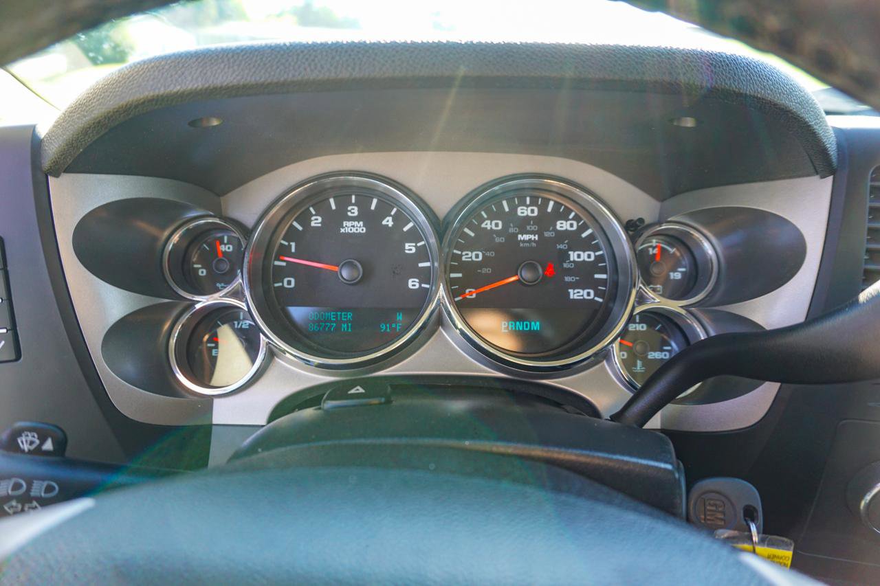 Used 2011 GMC Sierra 1500 SLE w/ SLE Preferred Package image 10