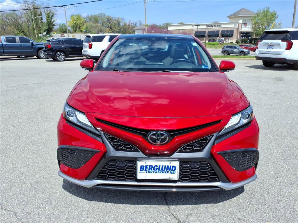 Used 2023 Toyota Camry XSE w/ Navigation Package image 9