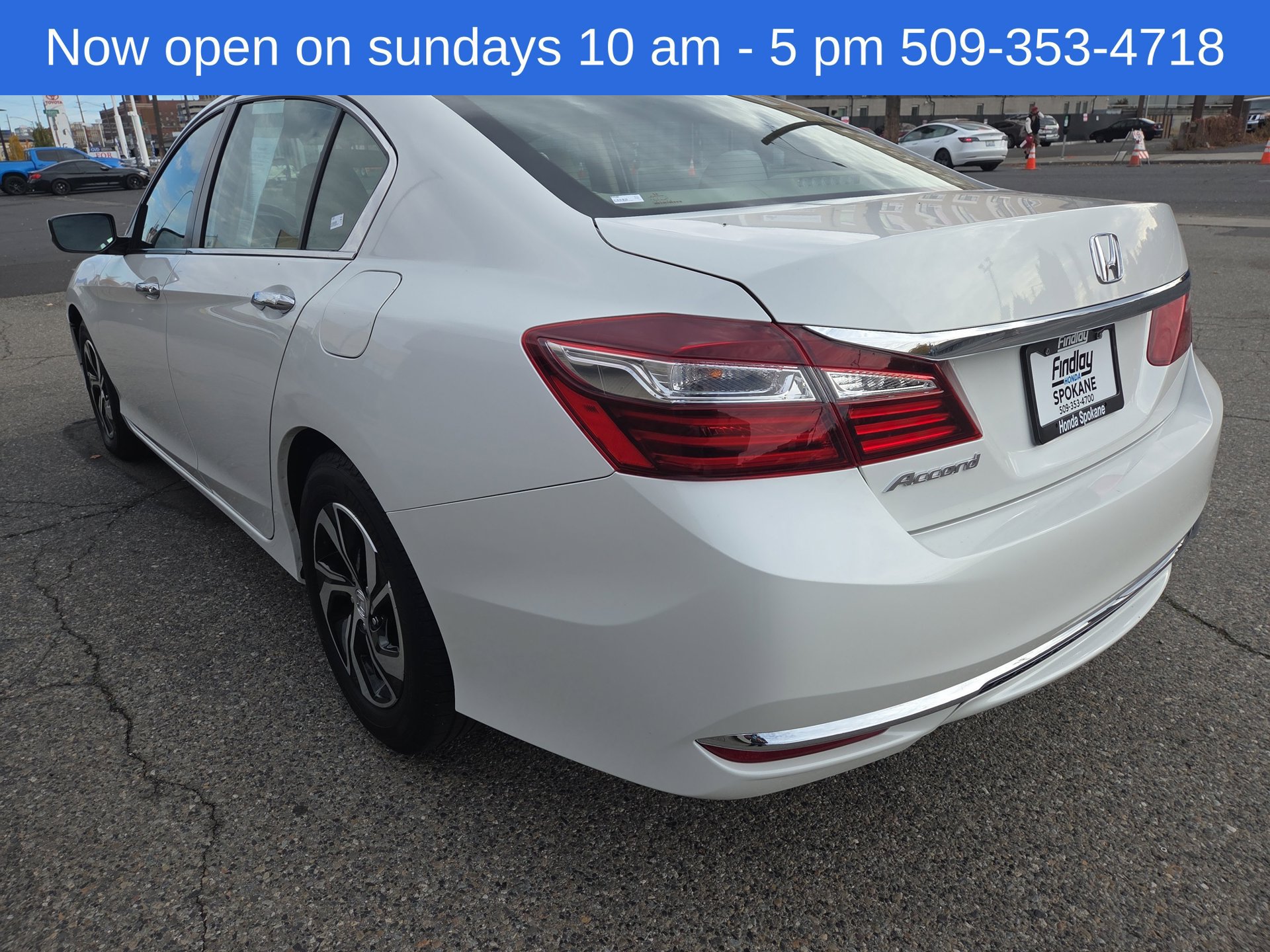 Used 2017 Honda Accord LX image 3