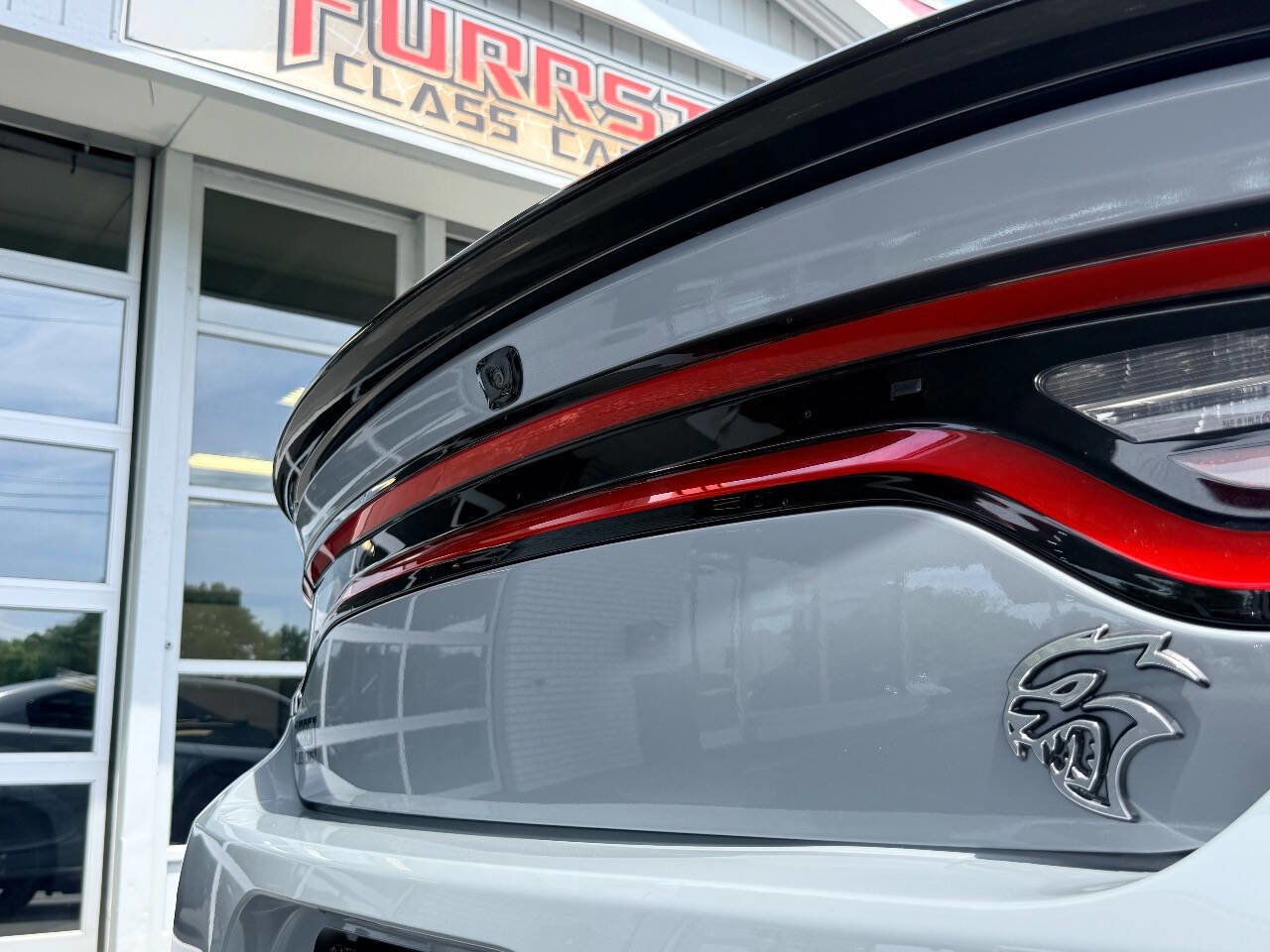 Used 2020 Dodge Charger SRT Hellcat RWD image 9