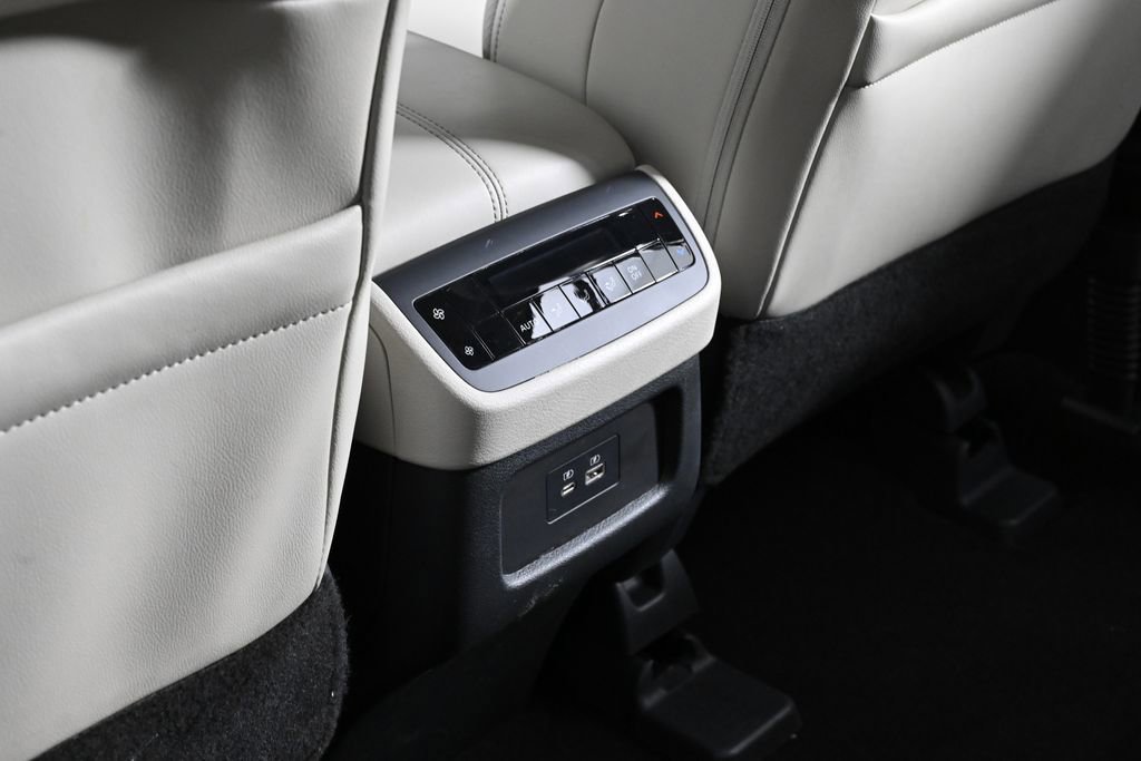 Certified 2024 Nissan Pathfinder SL image 28