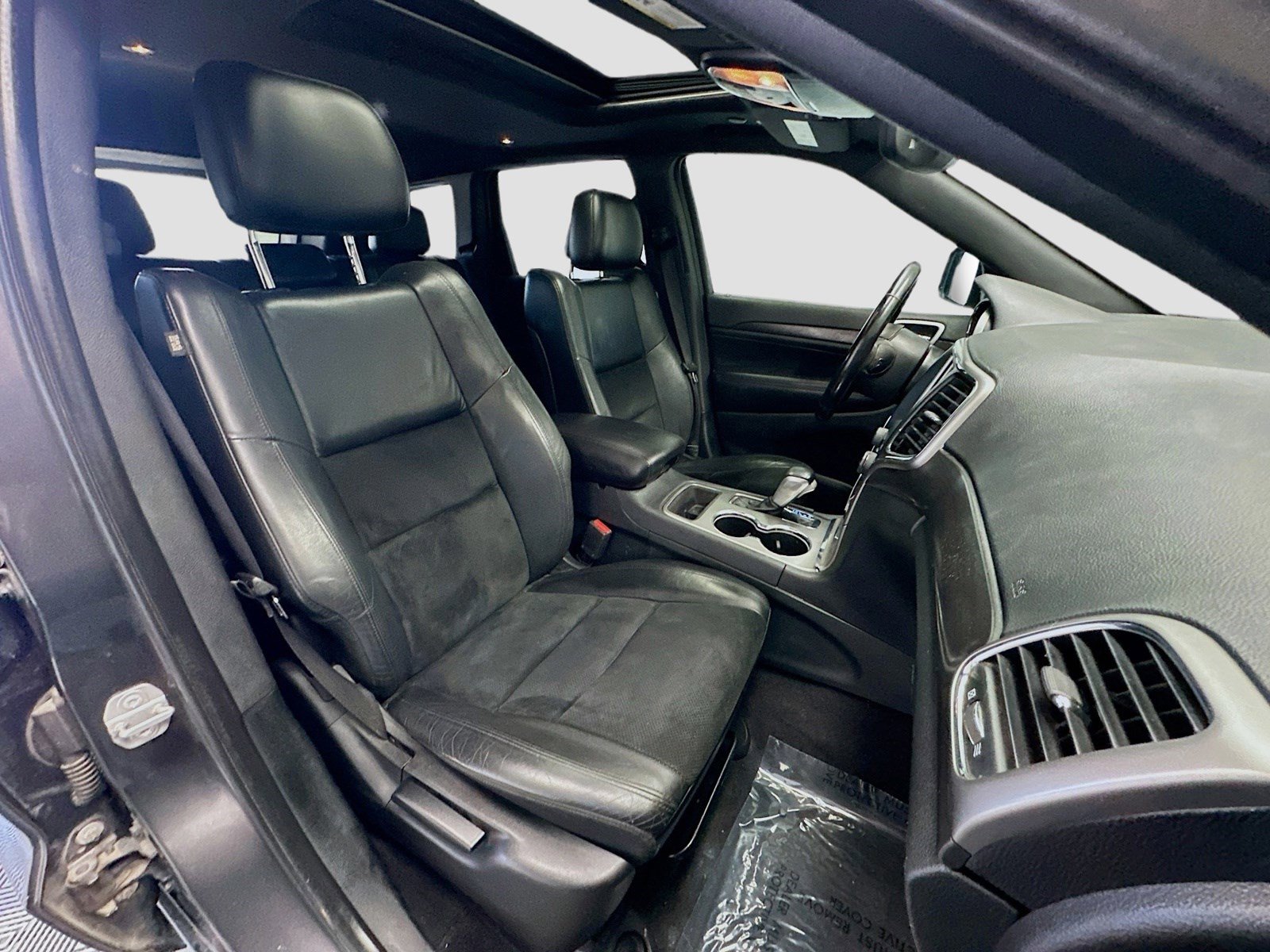 Used 2018 Jeep Grand Cherokee Altitude image 22