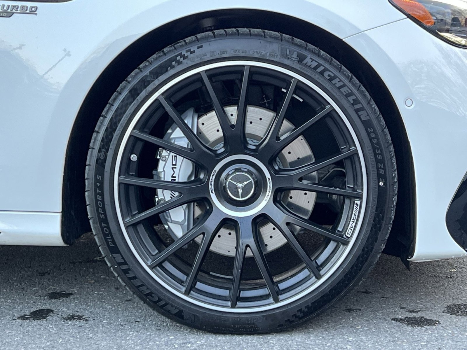 New 2026 Mercedes-Benz E 53 AMG e 4MATIC Sedan image 10