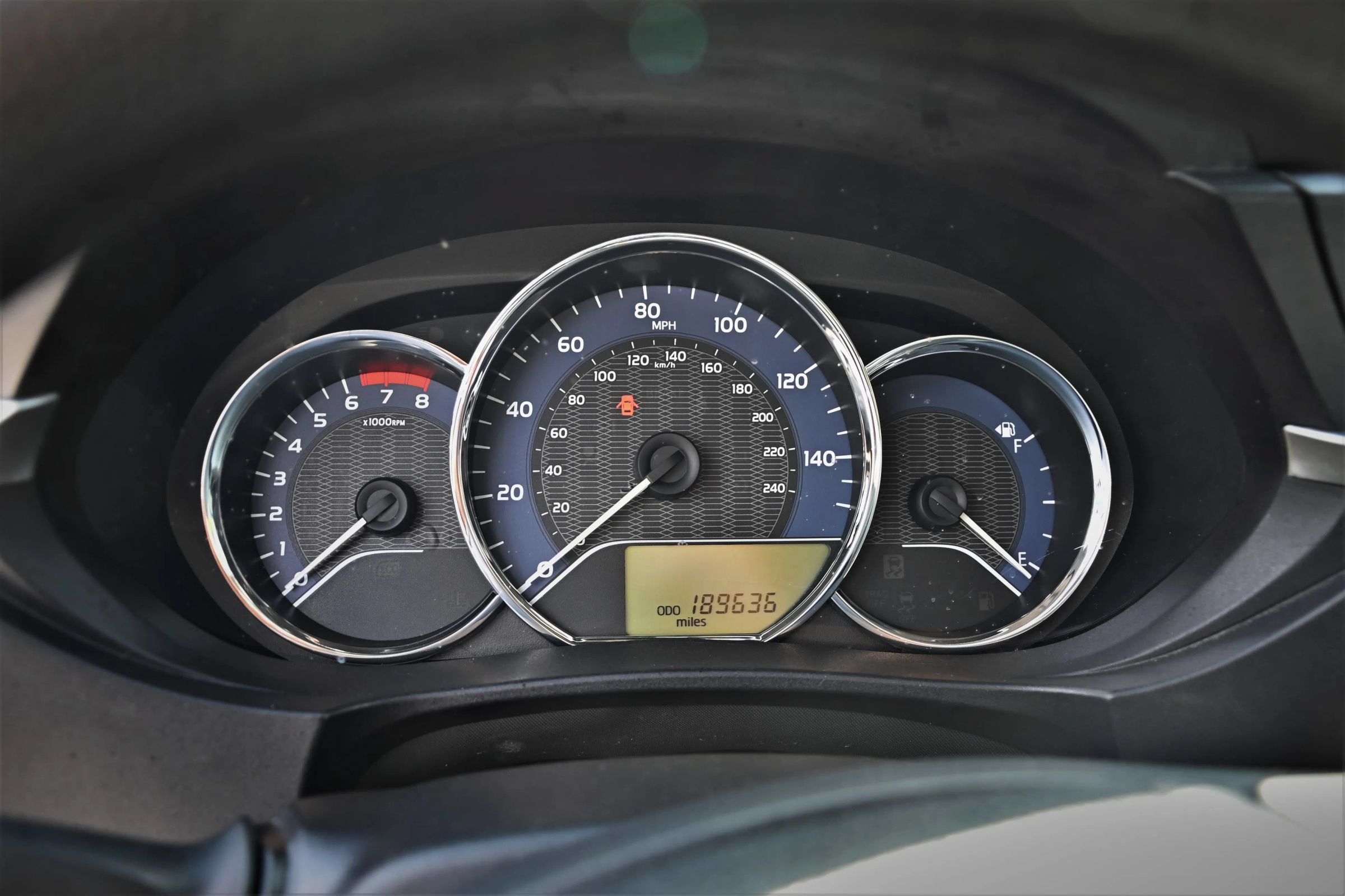 Used 2015 Toyota Corolla LE FWD image 9