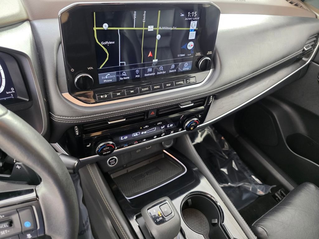 Used 2021 Nissan Rogue Platinum image 22