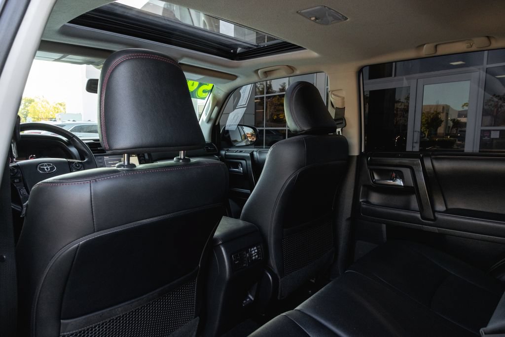 Used 2024 Toyota 4Runner TRD Off-Road Premium w/ Moonroof Package AWD/4WD image 27