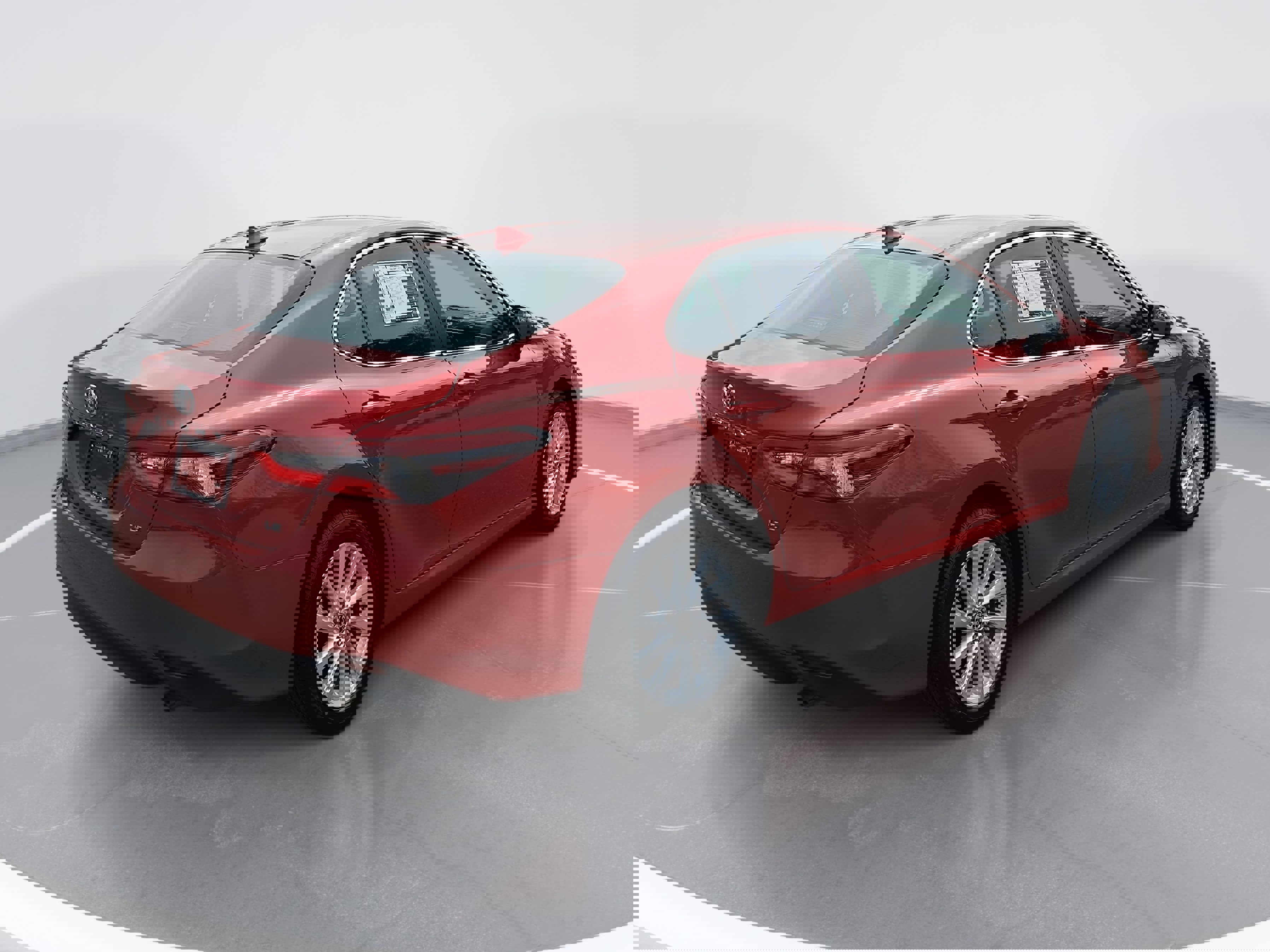 Used 2024 Toyota Camry LE image 3