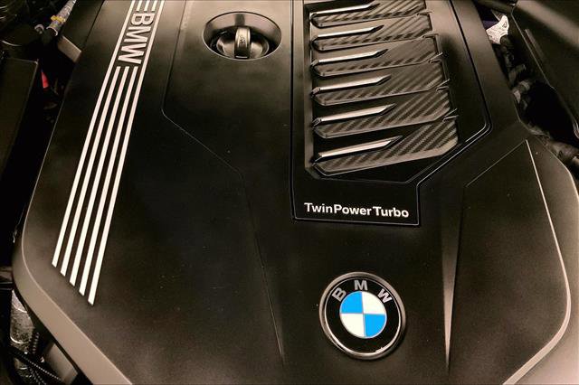 Certified 2022 BMW 540i xDrive w/ M Sport Package image 31