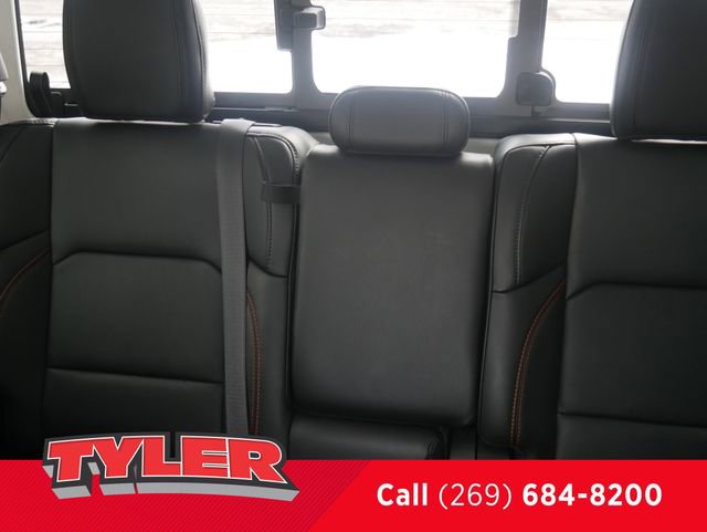Certified 2022 Jeep Gladiator Mojave w/ Cold Weather Group image 40
