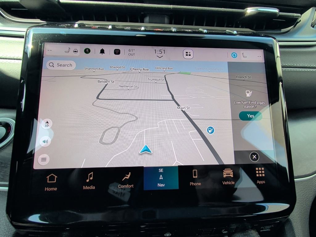 Used 2023 Jeep Grand Cherokee L Limited image 21