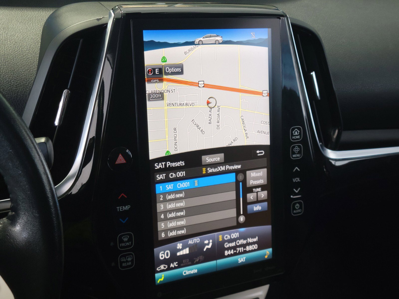 Used 2018 Toyota Prius Prime Premium w/ Carpet Mat Package FWD image 21