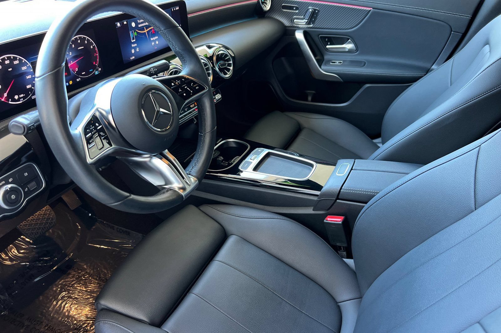 Used 2024 Mercedes-Benz CLA 250 image 13