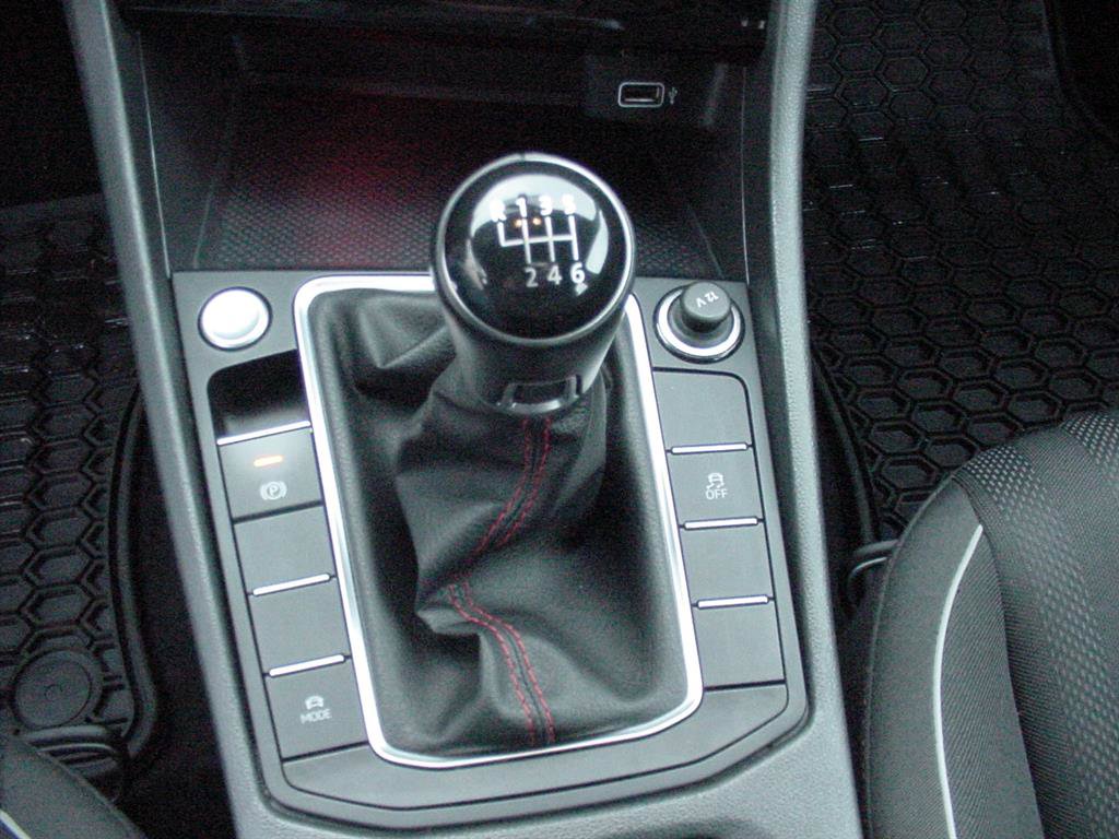 Used 2019 Volkswagen Jetta GLI image 19