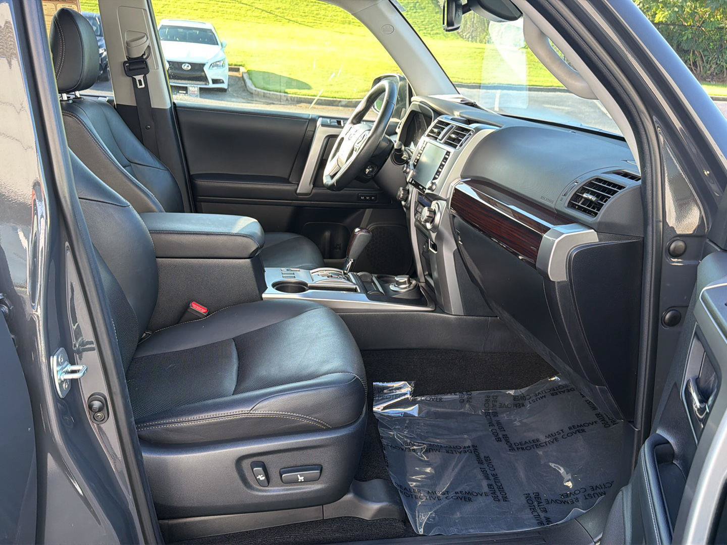 Used 2024 Toyota 4Runner Limited AWD/4WD image 13