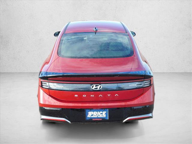 Used 2025 Hyundai Sonata SEL FWD image 11