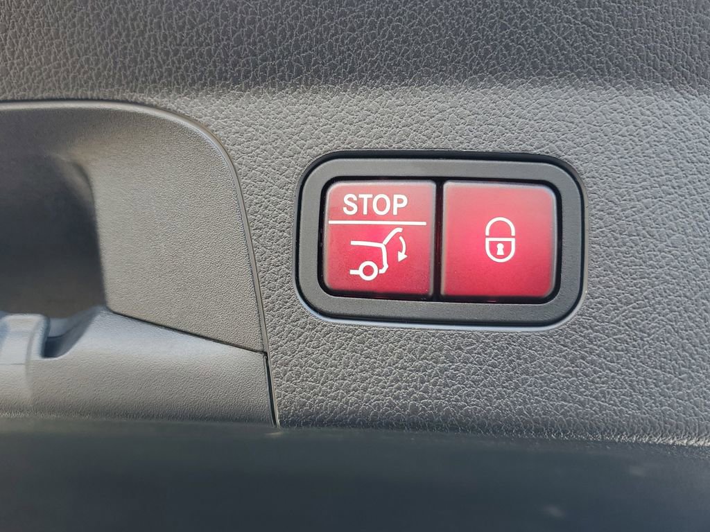 Used 2023 Mercedes-Benz GLE 53 AMG 4MATIC Coupe image 27