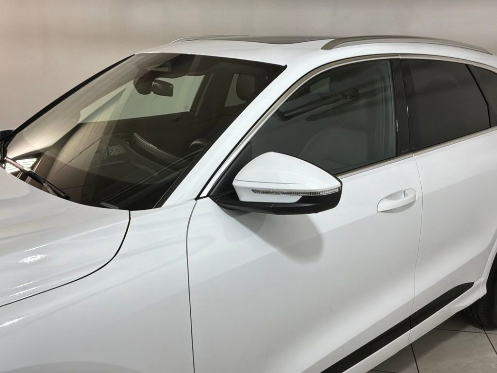 Certified 2025 Audi Q5 Premium w/ Convenience Package image 26