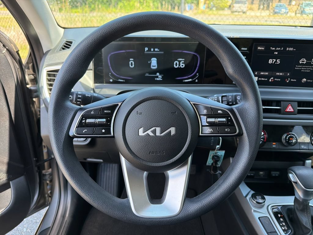 Certified 2025 Kia Seltos LX AWD/4WD image 15