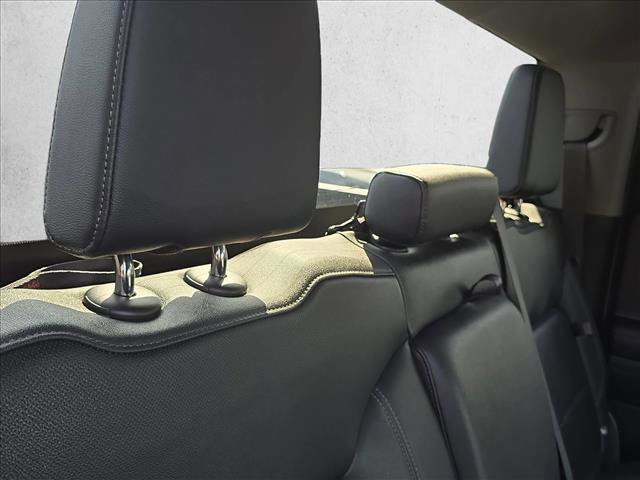 Used 2023 GMC Sierra 1500 SLT image 21