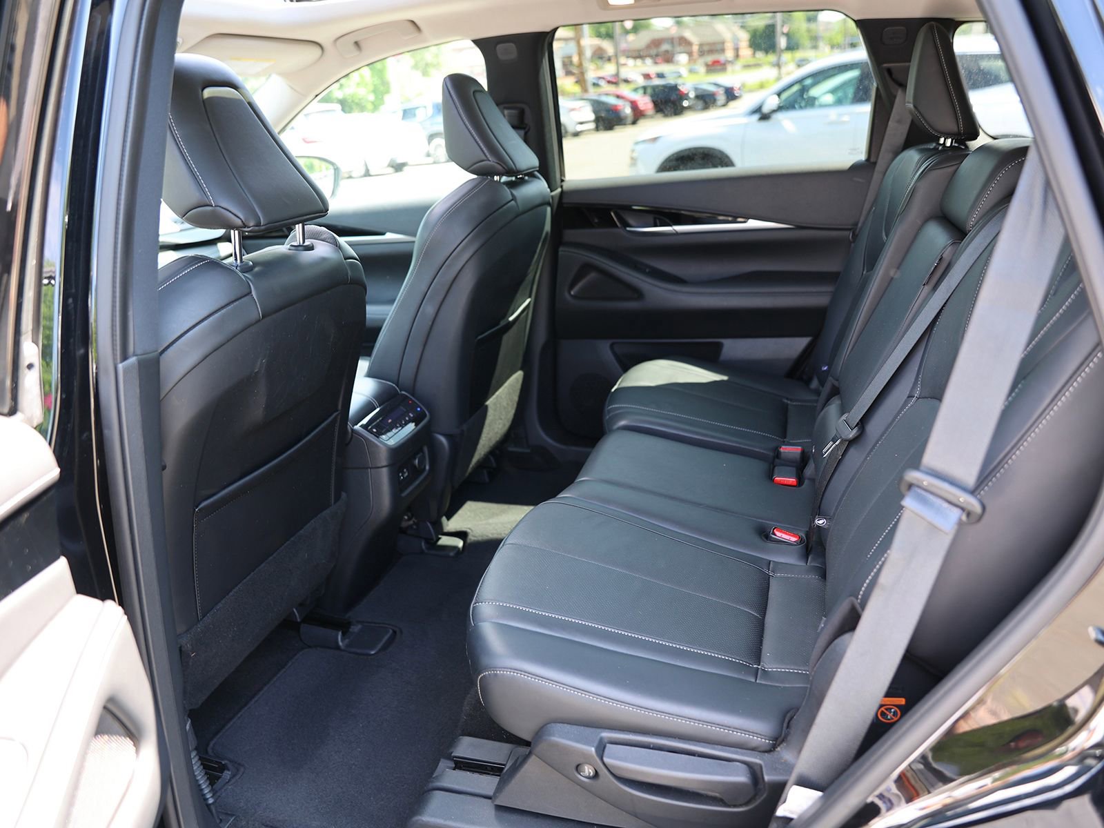 Used 2023 INFINITI QX60 Pure AWD/4WD image 22