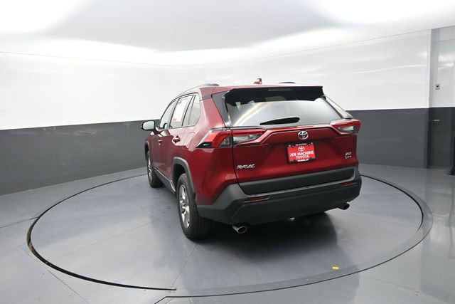 Used 2025 Toyota RAV4 XLE AWD/4WD image 53