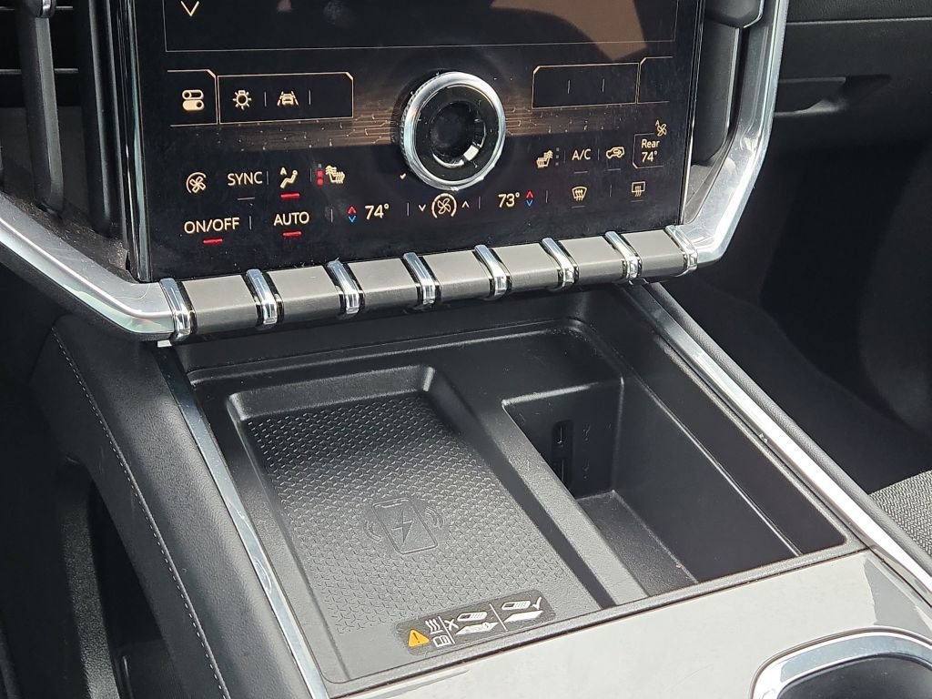 Used 2025 GMC Acadia Elevation image 30