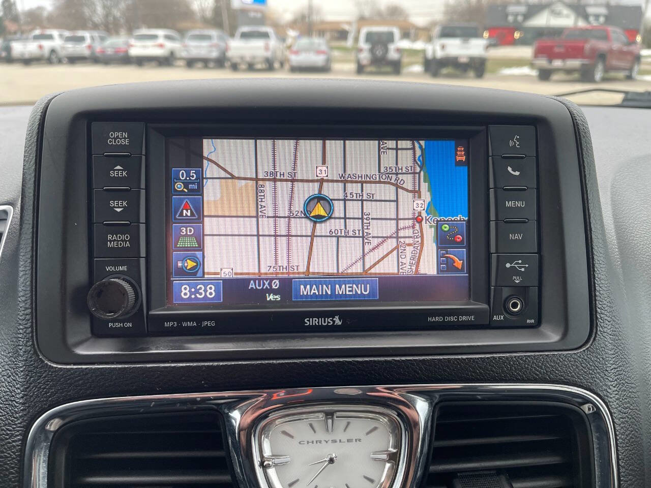 Used 2012 Chrysler Town & Country Touring-L w/ Entertainment Group #2 image 26