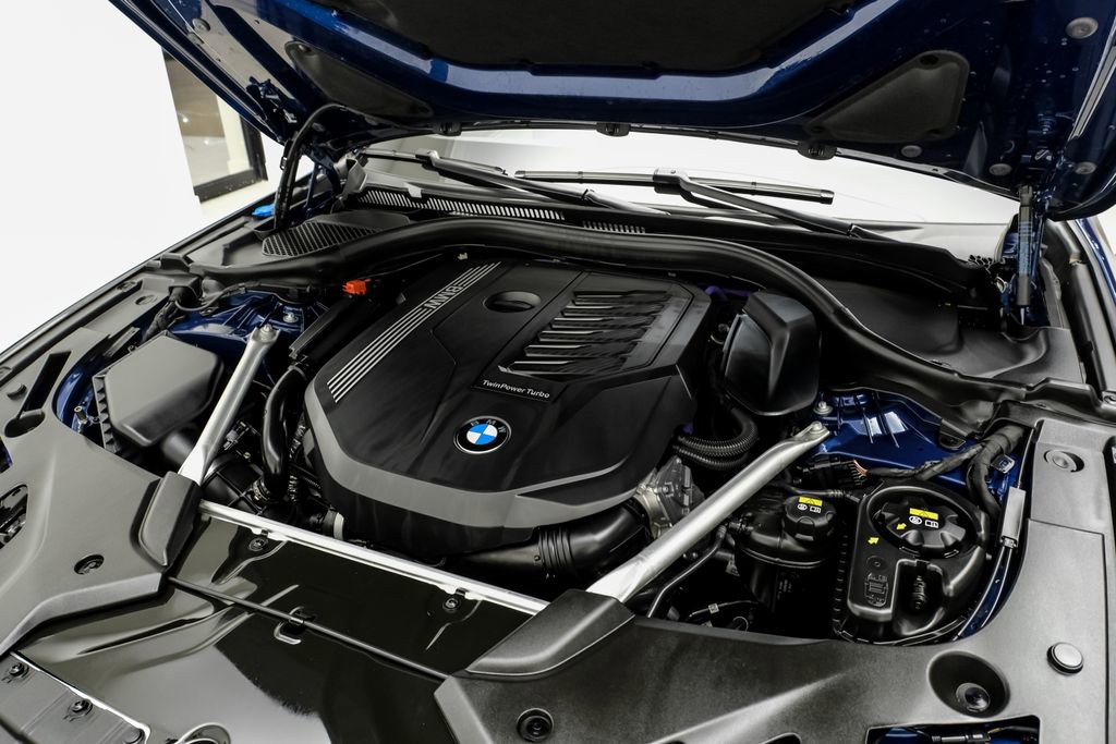 Used 2023 BMW 540i xDrive w/ M Sport Package AWD/4WD image 47