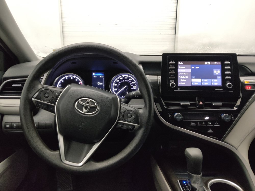 Used 2022 Toyota Camry LE image 22