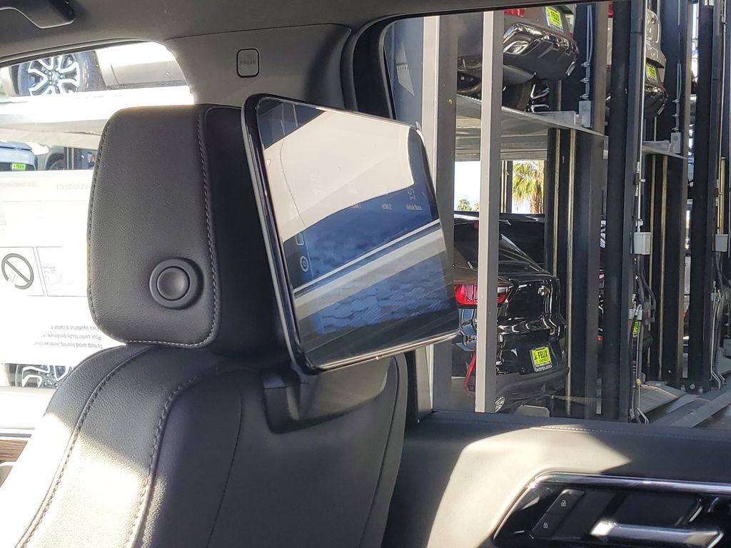 New 2026 Chevrolet Tahoe Z71 w/ Z71 Off-Road Package image 18