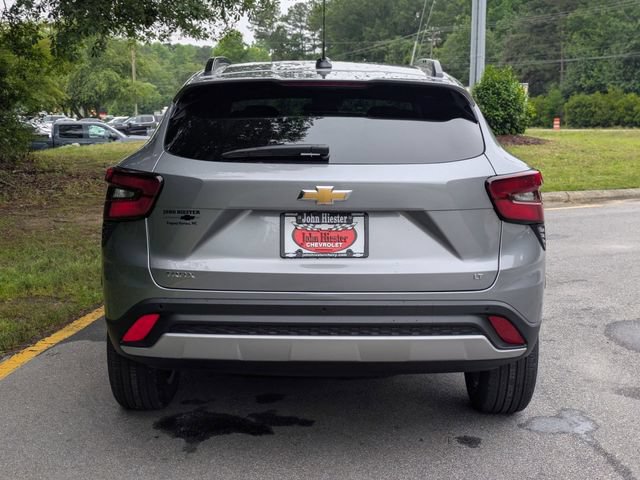 New 2026 Chevrolet Trax LT w/ Driver Confidence Package FWD image 3
