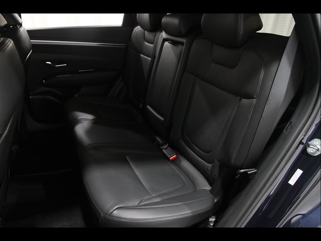 Certified 2024 Hyundai Tucson Limited AWD/4WD image 21