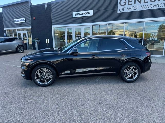 Used 2025 Genesis GV70 2.5T w/ Select Package image 4