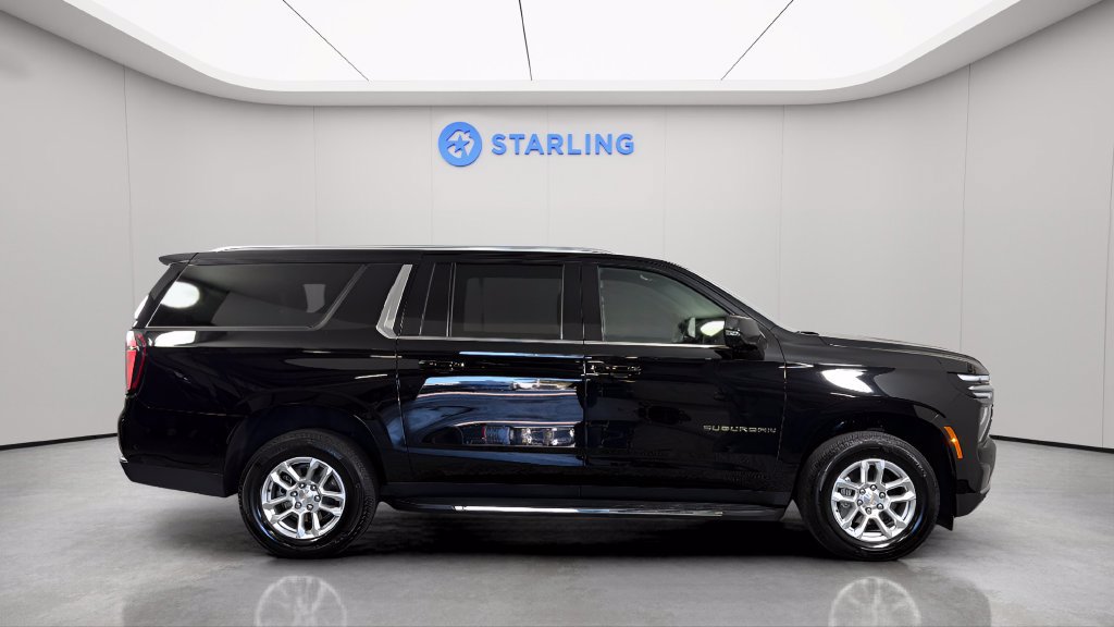 Used 2026 Chevrolet Suburban LT w/ Comfort Package AWD/4WD image 13