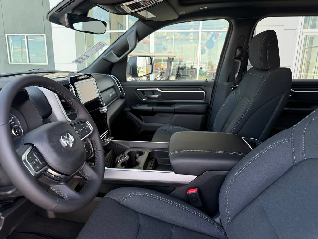 New 2026 RAM 1500 Big Horn AWD/4WD image 4