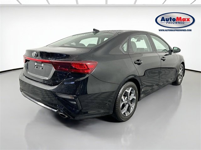 Used 2021 Kia Forte LXS image 2