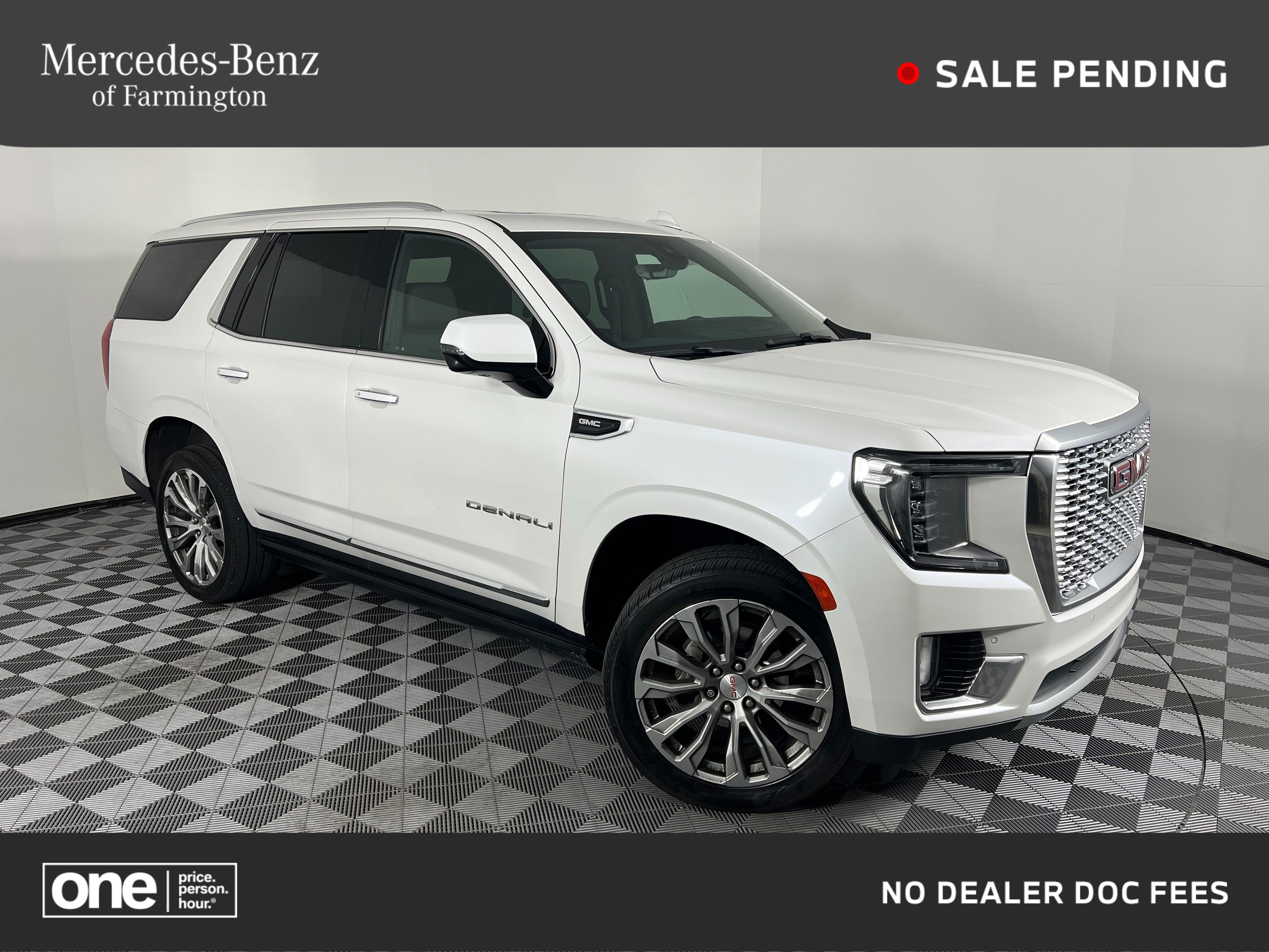 Used 2021 GMC Yukon Denali w/ Denali Premium Package AWD/4WD image 1