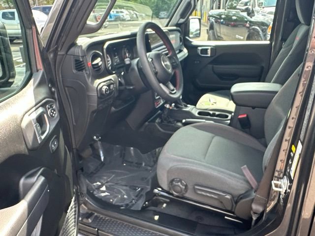 Used 2024 Jeep Gladiator Rubicon w/ Steel Bumper Group AWD/4WD image 26