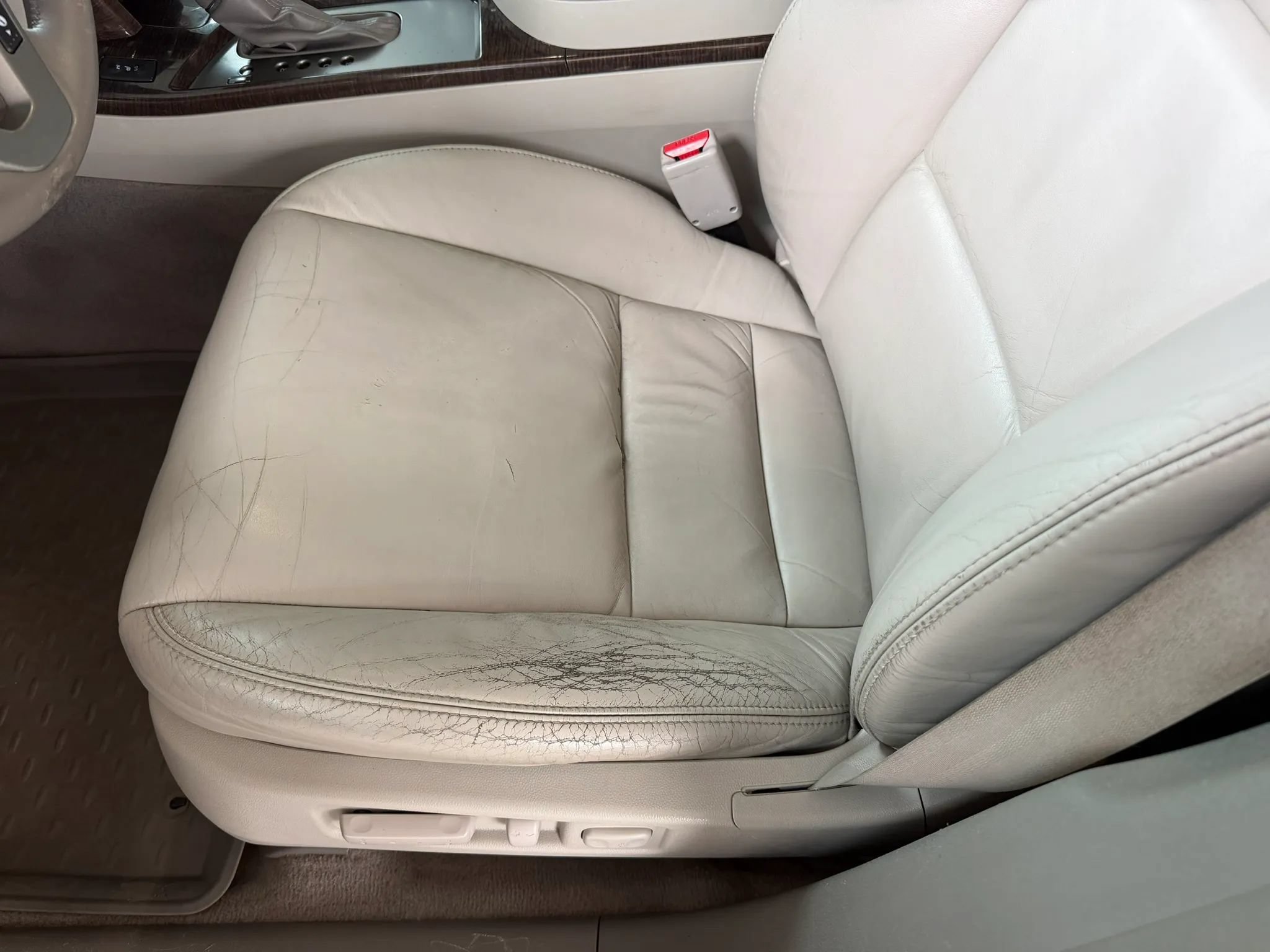 Used 2011 Acura MDX w/ Technology Package AWD/4WD image 10